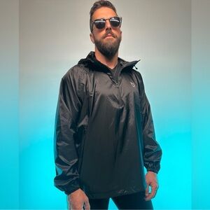 BALEAF / Black Nylon Windbreaker / Medium